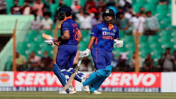 कोहली भी इशान किशन की बैटिंग से थे खुश कोहली भी इशान किशन की बैटिंग से थे खुश