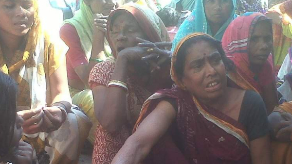 कुछ साल जिंदा रहने के बाद पिताजी ने दम तोड़ दिया