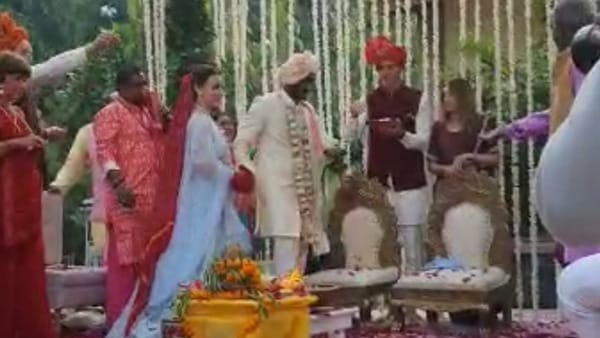 कुछ इस तरह हुई नितेश और ओरियन की मुलाकात