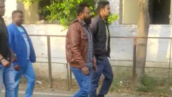 आखिर क्या वजह थी, जो ठग बनने निकल पड़े ?