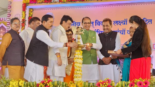 कार्यक्रम की अध्यक्षता मंत्री महेंद्र सिंह सिसोदिया ने की