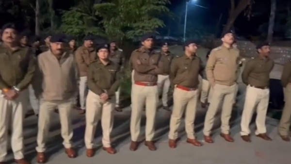 हर थाने में बनाई गई पांच-पांच पुलिसकर्मियों की टीम