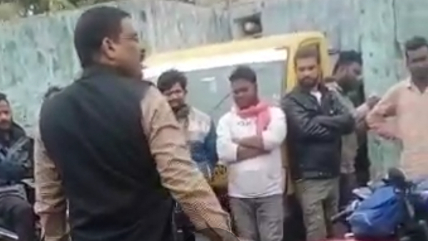 AHO के गाली बकने से सफाई कर्मचारी नाराज