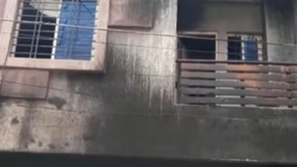 घर में लगी आग में गई थी कई जान