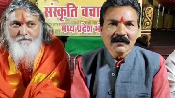 मुख्यमंत्री और गृहमंत्री से की मांग मुख्यमंत्री और गृहमंत्री से की मांग