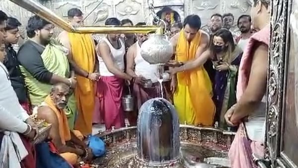 सबके लिए मांगी है खुशियां