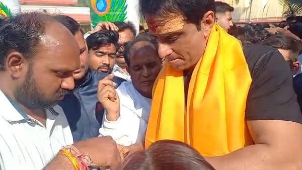 सोनू सूद ने किए महाकाल दर्शन