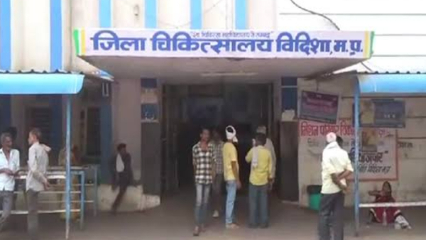 इधर 69 को इमरजेंसी में लगा एंटी रेबीज इंजेक्शन