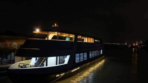 बोट क्लब और वन विहार के बीच बन रही है जेटी कम वेटिंग लाउंज बोट क्लब और वन विहार के बीच बन रही है जेटी कम वेटिंग लाउंज