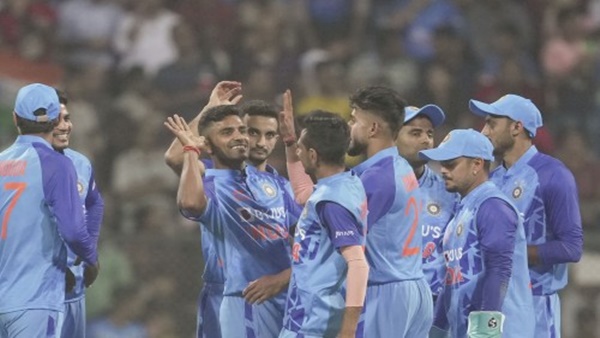 दोनों टीमों की प्लेइंग इलेवन