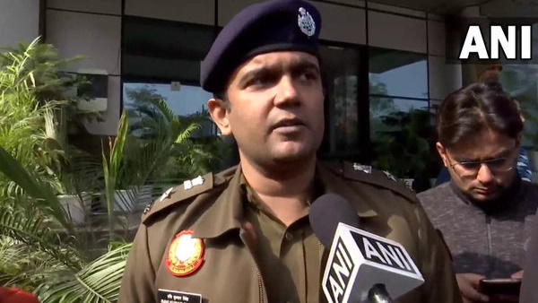 गाड़ी छोड़ टैक्सी से आता-जाता था शंकर मिश्रा