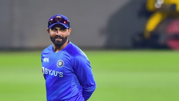 घुटने की चोट के चलते थे बाहर