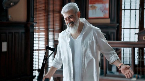 फिल्म देखकर आए फैन ने लगाई 'मौत' की छलांग फिल्म देखकर आए फैन ने लगाई 'मौत' की छलांग