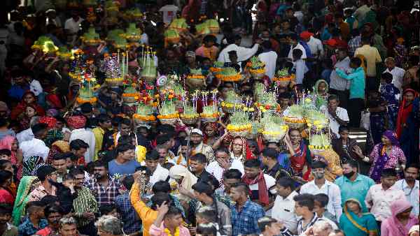 10 में से सात राज्यों में आदिवासी वोट बैंक की भूमिका अहम