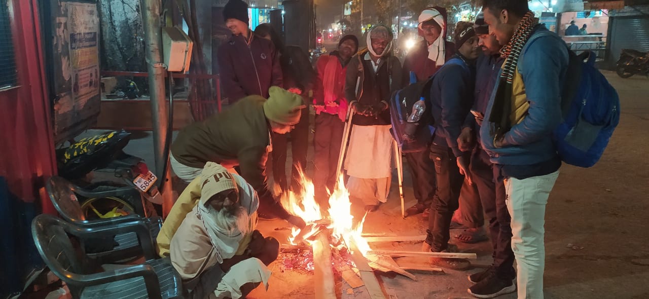 नौगांव में ठंड के सारे रिकॉर्ड ध्वस्त, पारा -1 डिग्री पहुंचा