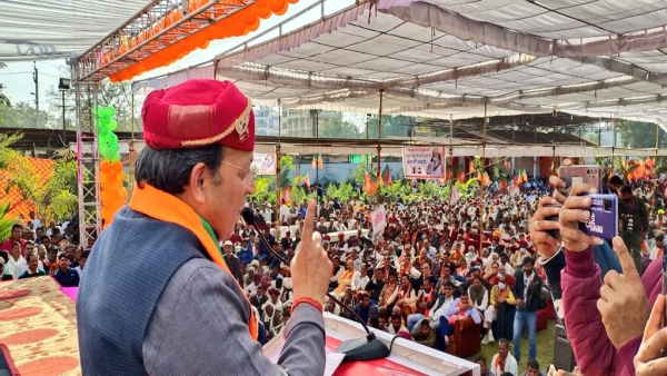 सड़कों की हालत बताई खराब