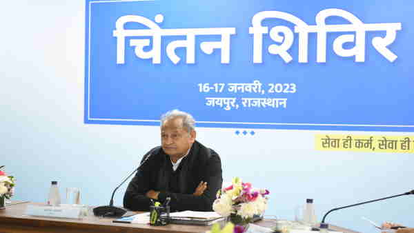 एक करोड़ लोगों को सामाजिक सुरक्षा पेंशन