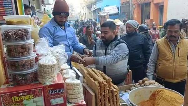 बाजारों में बढ़ रही भूरा की डिमांड बाजारों में बढ़ रही भूरा की डिमांड