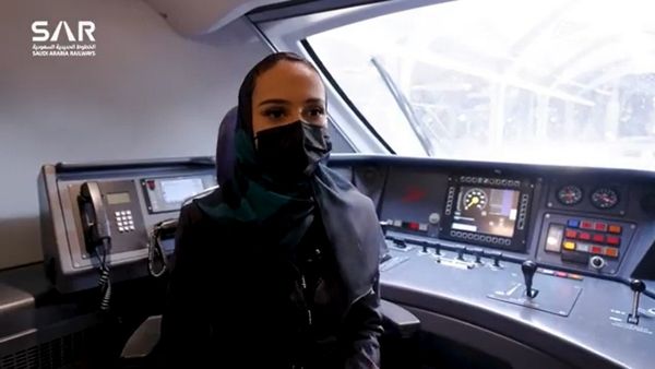 मक्का से मदीना तक दौड़ाएंगी बुलेट ट्रेन