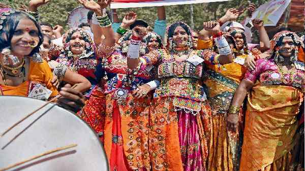 बीजेपी-आरएसएस के दिग्गज भी हो रहे हैं शामिल