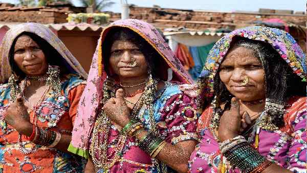 'धर्मांतरण नहीं कानून' बनाने का संकल्प पारित