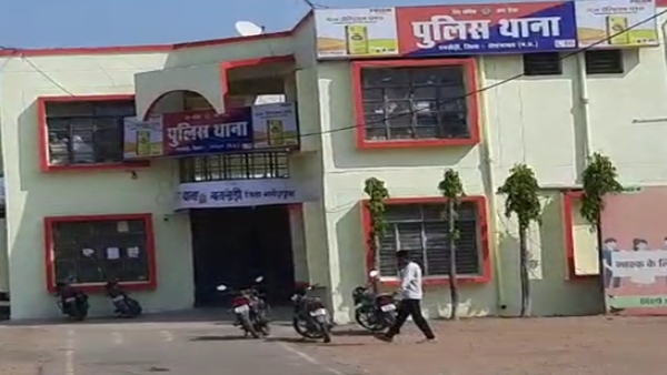 गुलाब जामुन चोरों को पकड़ने जुटी पुलिस गुलाब जामुन चोरों को पकड़ने जुटी पुलिस