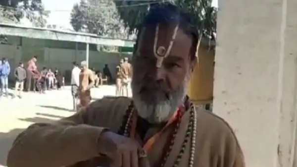 विवाह कराने वाले पंडित को मिल रही धमकियां विवाह कराने वाले पंडित को मिल रही धमकियां