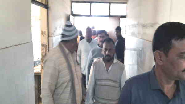 Balrampur dispute between the children while playing the old man was strangled to death