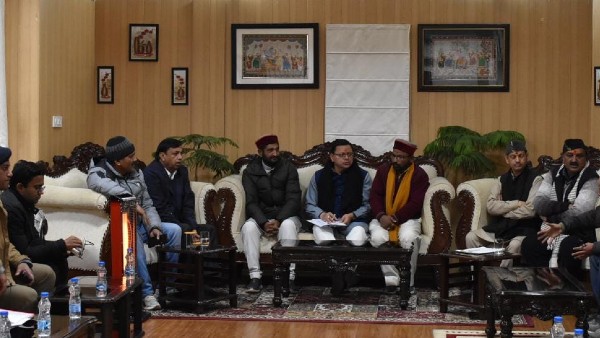3.प्रशासन के अधिकारियों और जनप्रतिनिधियों के साथ उच्च स्तरीय बैठक