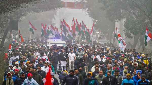 छुट्टी खत्म हो गई और ये वापस लौट आए-वेणुगोपाल