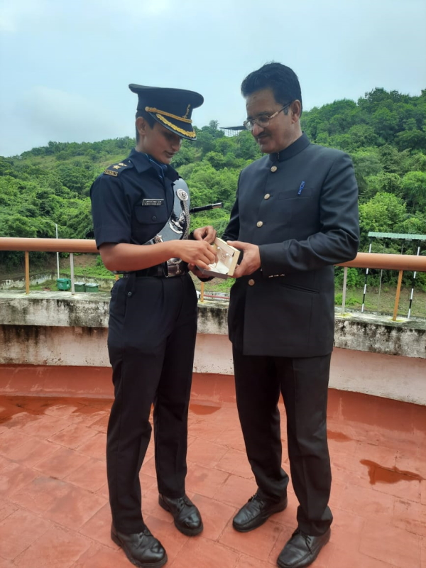  ले. डिम्‍पल सिंह भाटी का परिवार