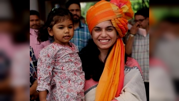 महत्वपूर्ण तथ्यों को साफ रजिस्टर में लिखें महत्वपूर्ण तथ्यों को साफ रजिस्टर में लिखें