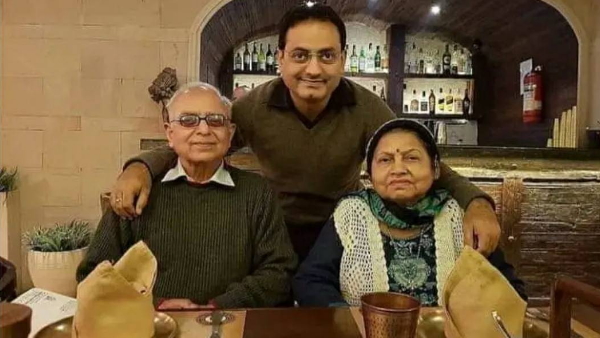  विकास दिव्‍यकीर्ति के पिता हरियाणा के नामी साहित्‍कार