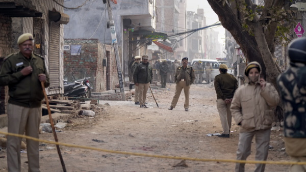 Kanjhawala case 11 Policemen of Rohini District suspended home ministry Kanjhawala case 11 Policemen of Rohini District suspended home ministry