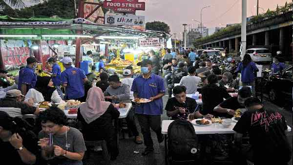 जनसंख्या, ट्रैफिक जाम और पर्यावरण संकट