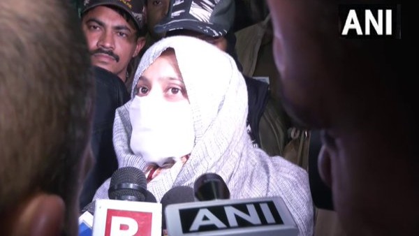 अंजलि की दोस्त निधि का झूठ