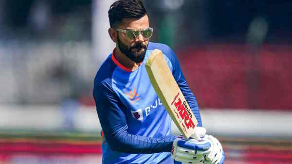 कोहली ने श्रीलंका के खिलाफ लगाई दो सेंचुरी