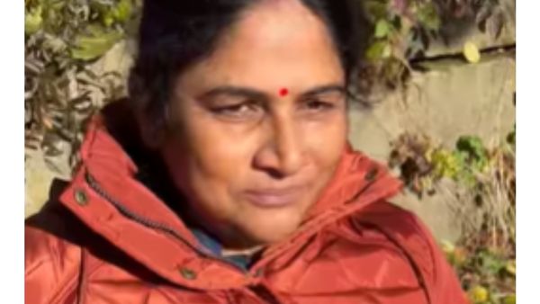 लोगों को पसंद आ रहा मां का रिएक्शन