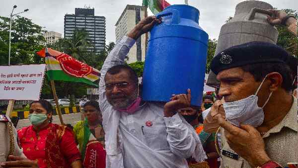 दूध के दाम बढ़ने के ये भी हैं कारण