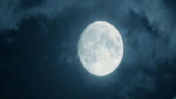 किस वक्त आपके शहर में चांद निकलेगा?