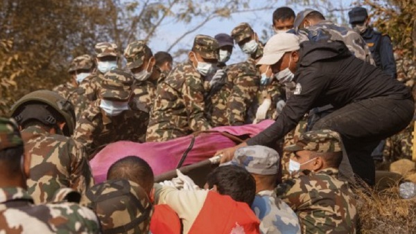 पायलट की सीट पर लास्ट फ्लाइंग में बैठी थीं अंजू