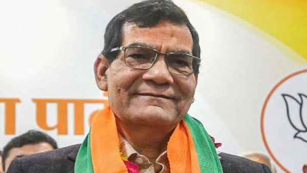 यूपी सरकार चला रही कई दूसरे अभियान यूपी सरकार चला रही कई दूसरे अभियान