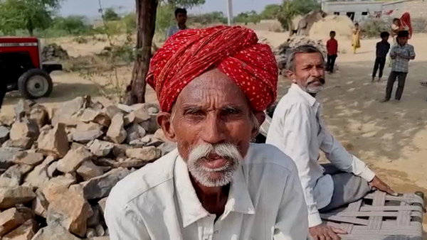 घटना को अंधविश्वास से जोड़ रहे ग्रामीण घटना को अंधविश्वास से जोड़ रहे ग्रामीण