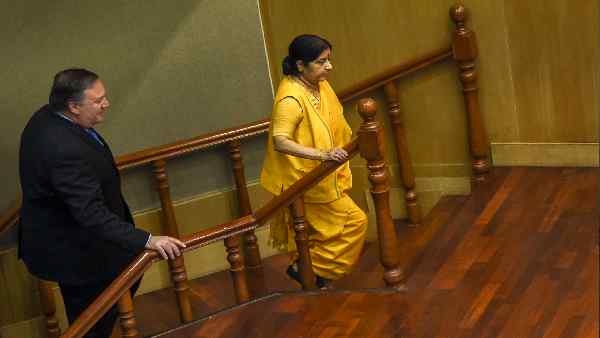 सुषमा पर पोम्पियो के बेसुरे बोल