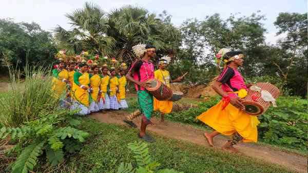 देश की सबसे बड़ी जनजाति में से एक हैं संथाल