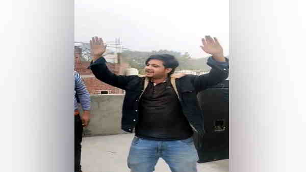 राष्ट्रगान गाने या बजाए जाने के समय क्या न करें