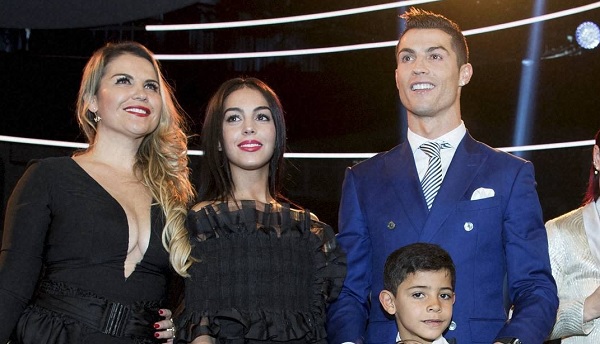 तकनीकी तौर पर ये सऊदी के कानून का उल्लंघन होगा तकनीकी तौर पर ये सऊदी के कानून का उल्लंघन होगा