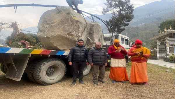 नेपाल ने शालिग्राम शिलाएं अयोध्या भेजीं