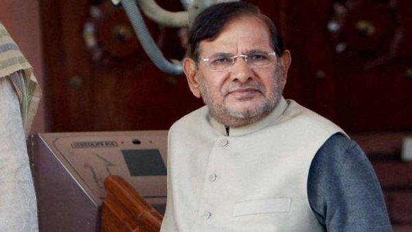 शरद यादव थे नीतीश की पार्टी का आधार