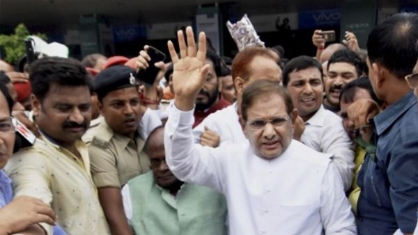 जबलपुर में जीते थे पहला चुनाव 